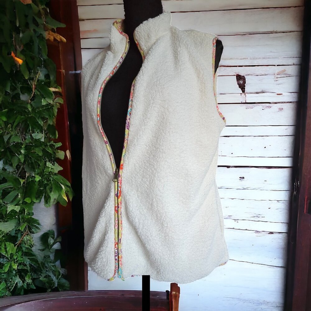 NWT MATILDA JANE ( MED ) Reversible Sherpa Full Zip Flower Print Vest - Picture 3 of 12